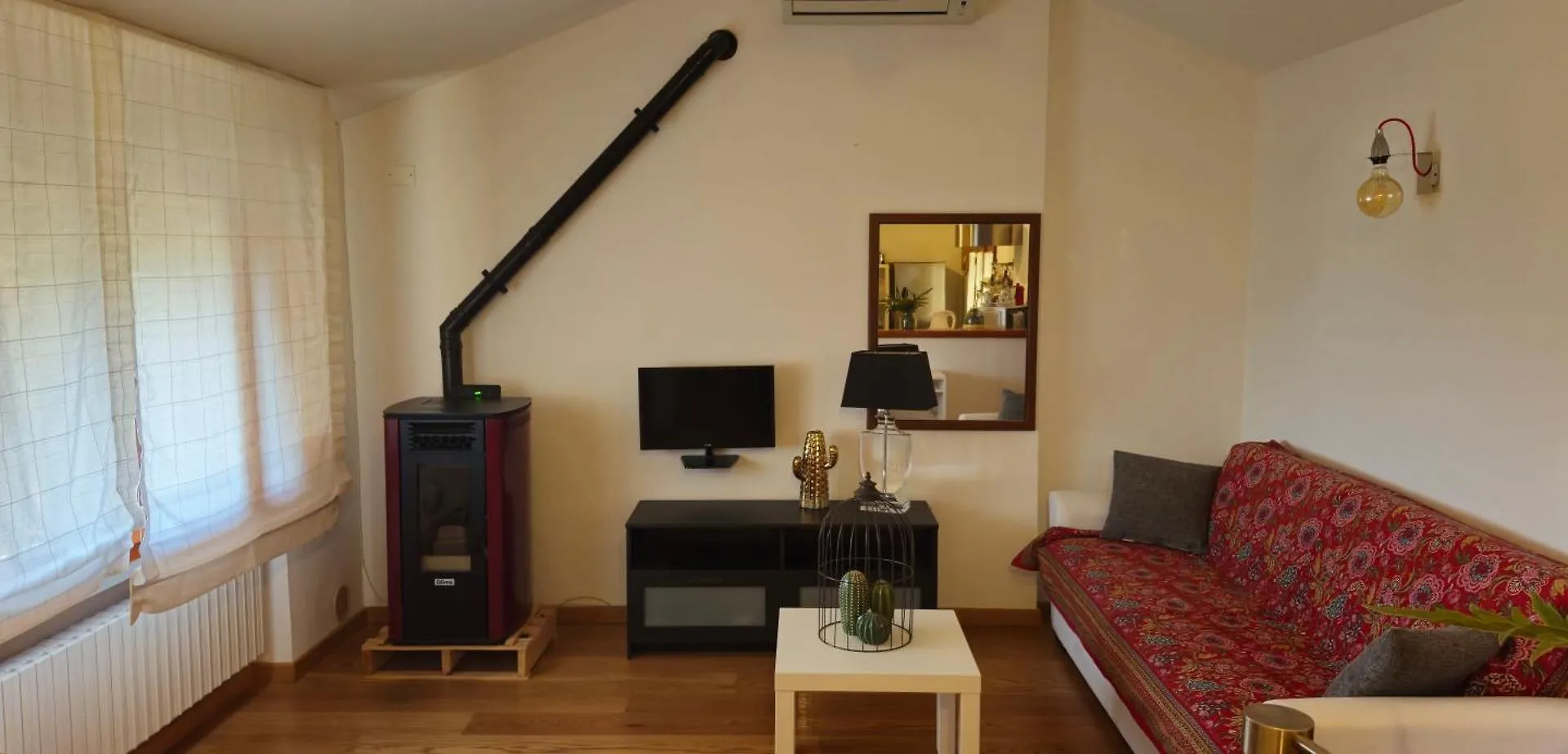 Casa Serena Massa Marittima Centrale Con Giardino Bike Friendly 0*,  Włochy